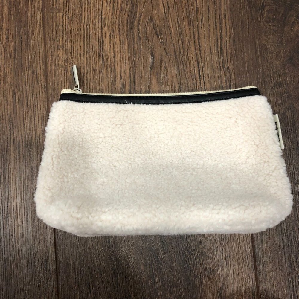 Neiman Marcus White Sherpa Shearling Tote Bag Faux Fur w/ Matching Small Bag - Picture 3 of 14
